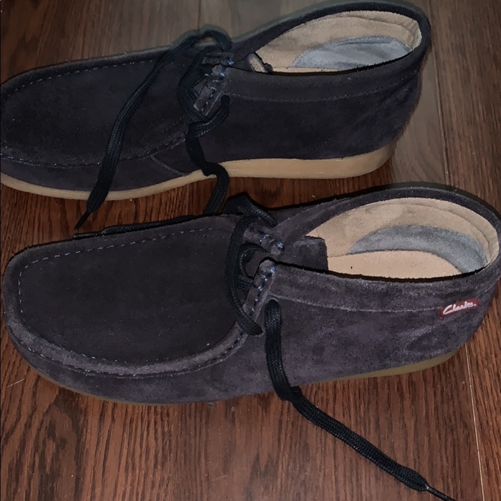 Clarks stinson high navy blue size 12